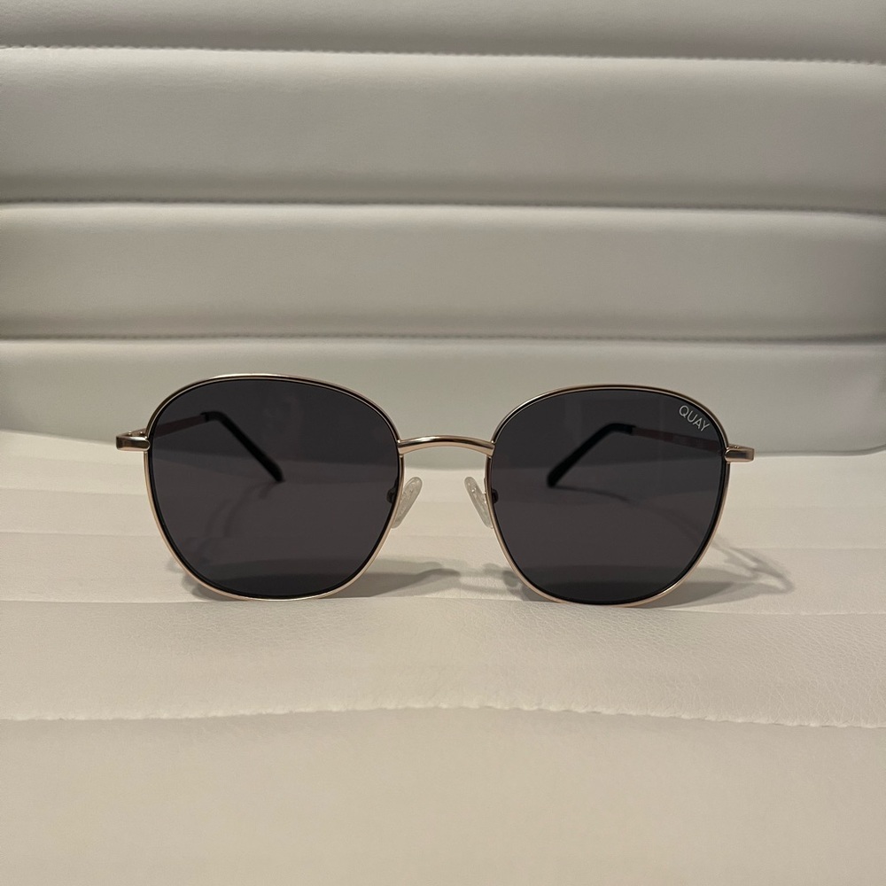 QUAY Jezabell Sunglasses